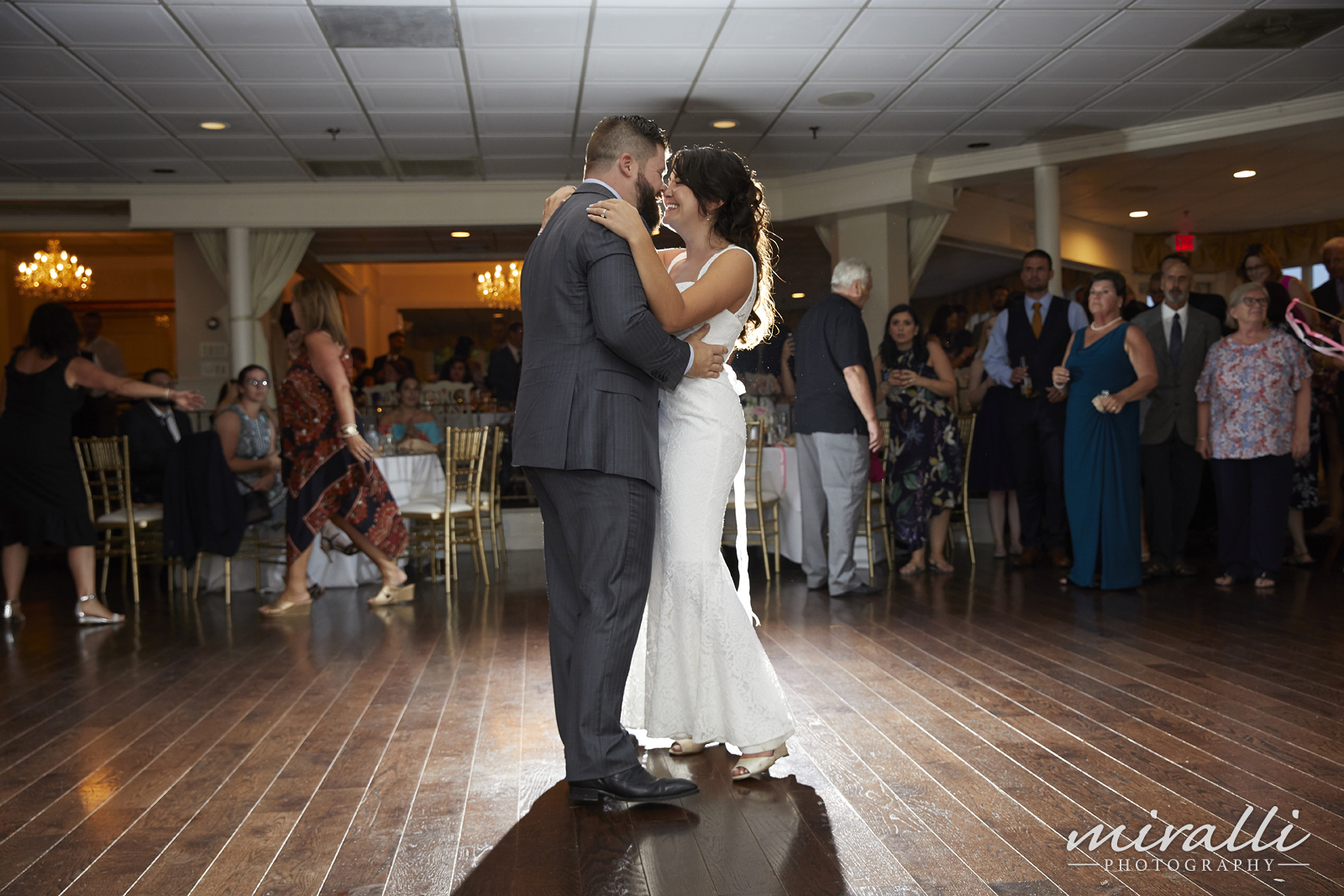 Nassua County Museum of Art / Sea Cliff Manor Wedding Photos by Miralli Photography